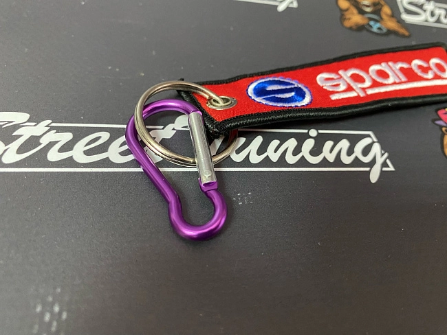 картинка Брелок для ключей Sparco "тканевый", красный магазин  StreetTuning 