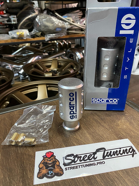 картинка Ручка КПП Sparco Style серебристая "Универсальная" магазин  StreetTuning 