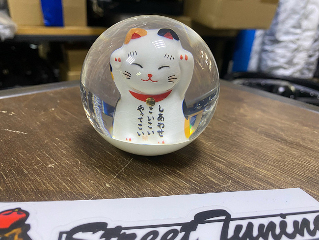 картинка Ручка кпп, Lucky Cat, шар 70 мм. магазин  StreetTuning 