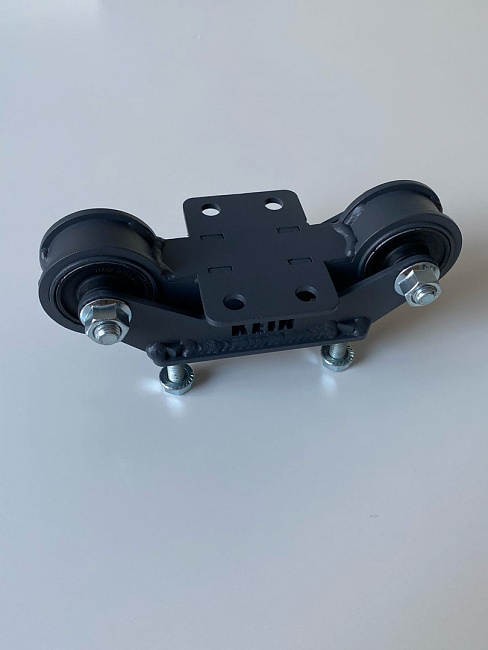 картинка Усиленная опора кпп Lexus LS430 и Toyota Celsior UCF30 магазин  StreetTuning 