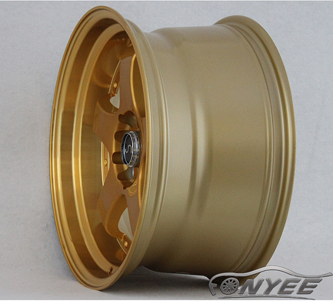 картинка Новые диски JNC 017 R17 5X114,3-100 ET20 J9 золото + полированная полка золото магазин  StreetTuning 