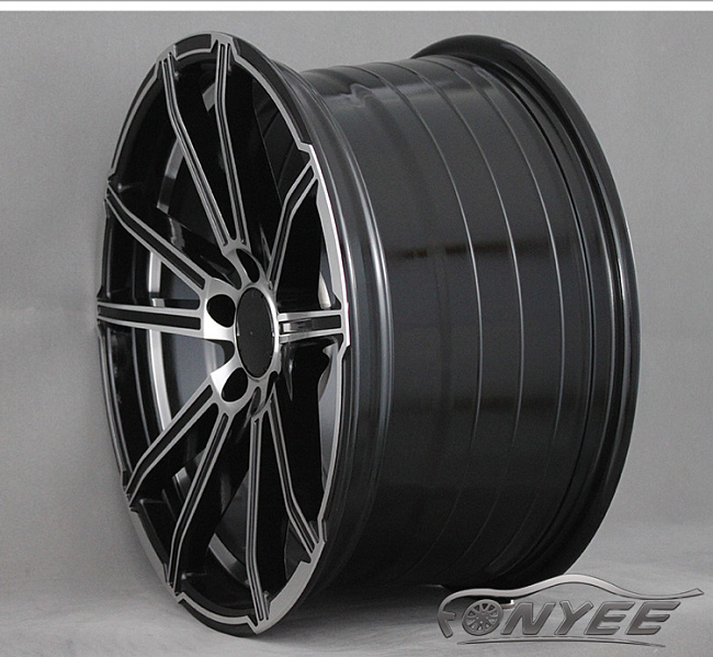 картинка Новые диски Mercedes AMG 10 Spoke C8 R18 5x112 ET45 J9 черный с серебром магазин  StreetTuning 