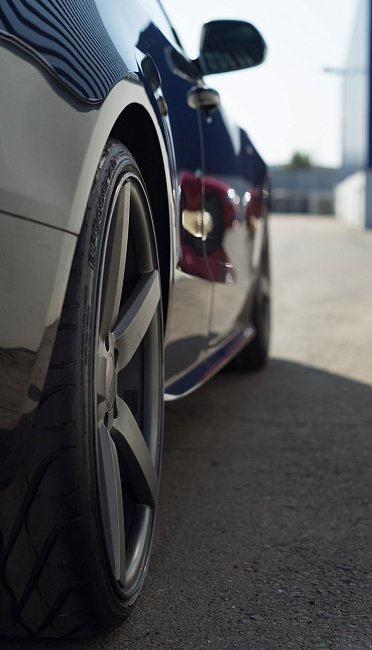 картинка Новые диски Vossen CV3 Replica R18 5X112 ET43 J9,5 серые матовые магазин  StreetTuning 