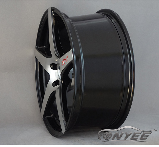 картинка Диски ADV.1 5 R18 J8 ET+35 5x114,3 черные матовые + серебро магазин  StreetTuning 