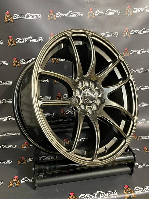 картинка Новые диски Work Emotion Cr-kiwami R17 J8 ET35 5x100/5x114.3 Hyper Black магазин  StreetTuning 