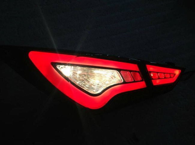 картинка Задние фары для Hyundai Sonata 2011-2014 магазин  StreetTuning 