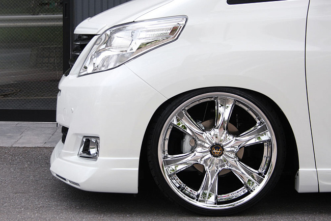 картинка Новые диски Juno crystalline R20 5х114,3 ET45 J8,5 хром магазин  StreetTuning 