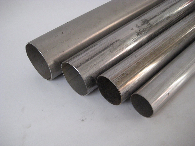 картинка Труба нержавеющая круглая AISI304 76 мм х 1,5 мм магазин  StreetTuning 