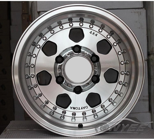 картинка Новые диски Daytona R16 6х139,7 ET-44 J10 серебристые магазин  StreetTuning 