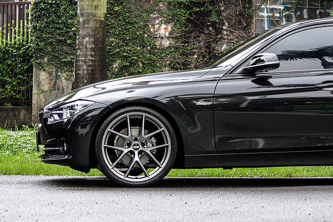 картинка Новые диски BBS CI-R R18 5X100 ET38 J8,5 темное серебро глянец магазин  StreetTuning 