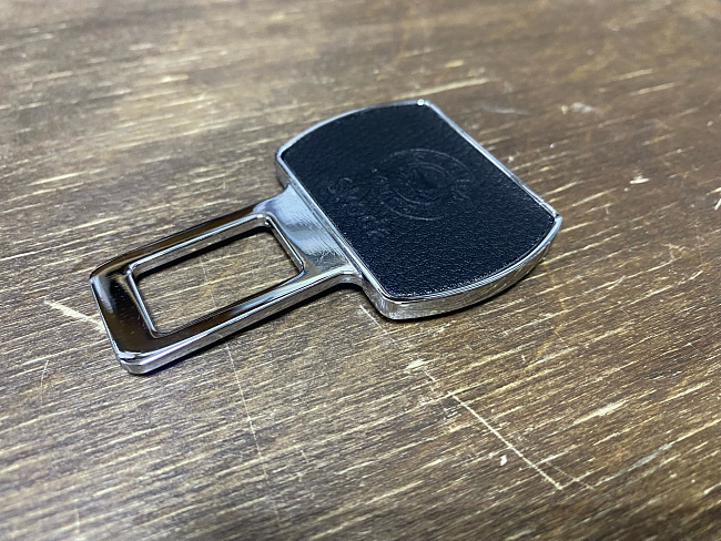 картинка Обманки "заглушки" в ремень безопасности Skoda -2 шт магазин  StreetTuning 