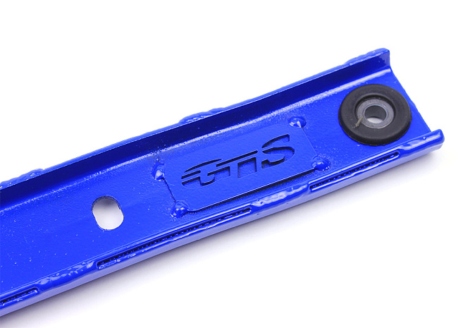 картинка Поперечина опоры карданного вала GTS для а/м ВАЗ 2101-07, усиленная магазин  StreetTuning 