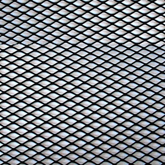 картинка Сетка - Решетка радиатора средняя ячейка, черный цвет магазин  StreetTuning 