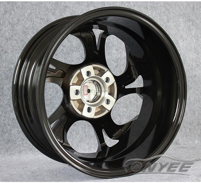 картинка Новые диски Vossen R15 5х105 J6,5 ET35 серебро + черный глянец магазин  StreetTuning 