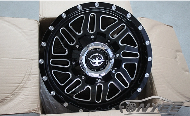 картинка Новые диски XF-201 OFF-ROAD R17 6х139,7 J9 ET-12 черный мат магазин  StreetTuning 