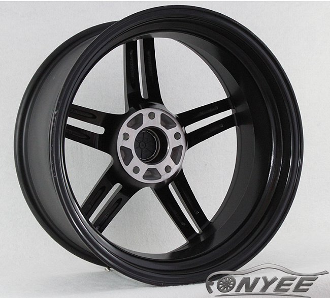 картинка Новые диски Vossen CV5 Replica R19 5X108 ET35 J9,5 черный мат + серебро магазин  StreetTuning 