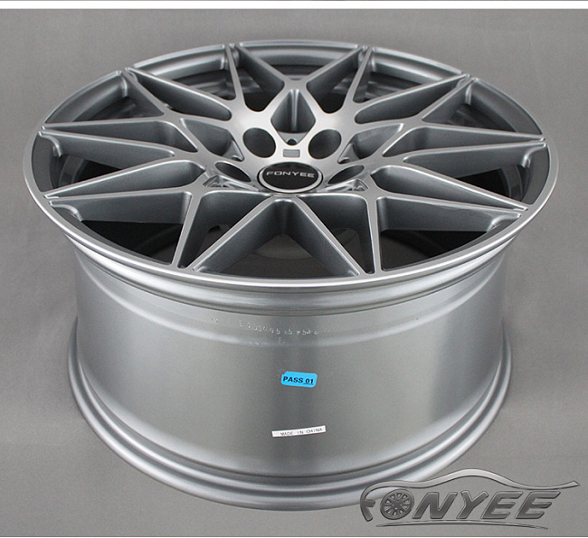 картинка Новые диски BMW AG MGT R19 5x120 ET25 J8,5 серый + серебро магазин  StreetTuning 