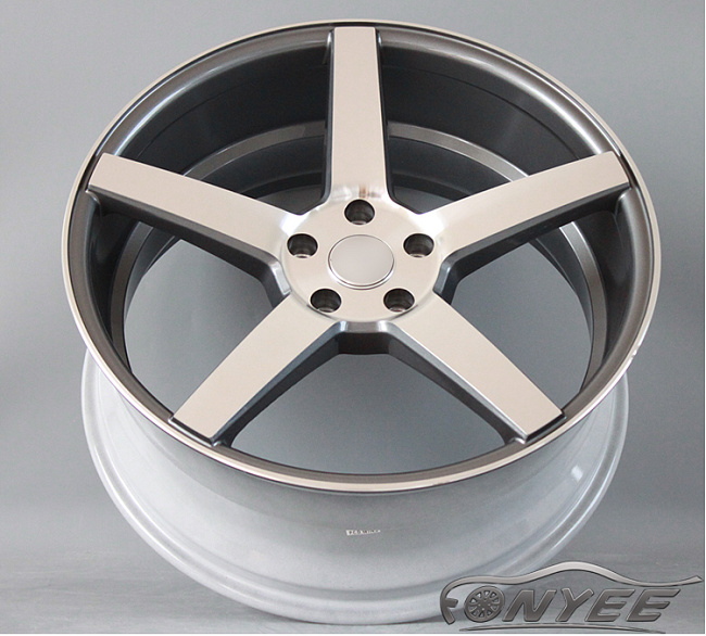 картинка Новые диски Vossen CV3 Replica R20 5X114,3 ET35 J8,5 серый глянец + серебро магазин  StreetTuning 