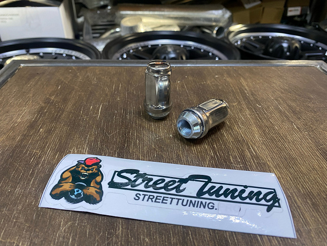 картинка Гайка Starleks M12x1.25, конус,H-47 мм,кл 21 мм,закрытая, нержавеющий колпачок магазин  StreetTuning 