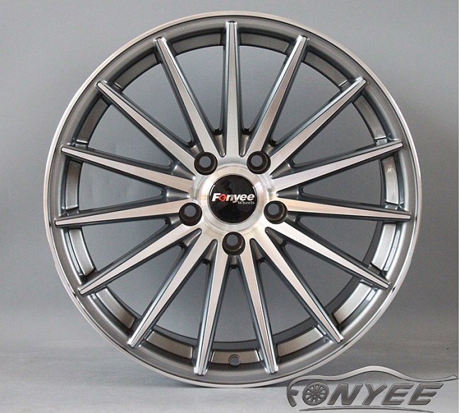 картинка Новые диски Vossen VFS2 Replica R18 5X120 ET30 J9,5 светло серый + серебро магазин  StreetTuning 