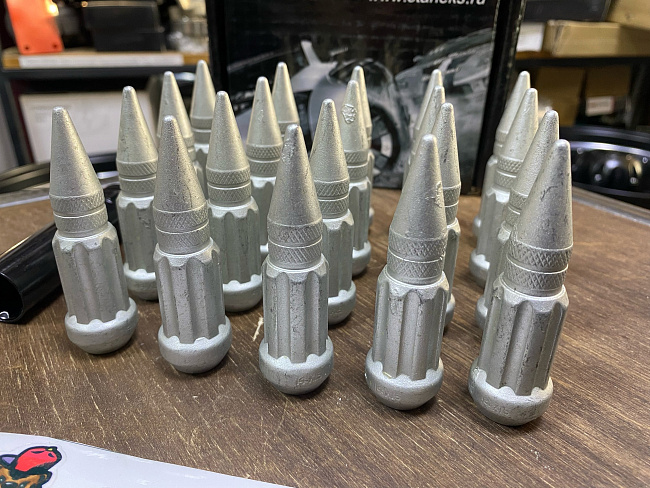 картинка Комплект гаек пики (пули) Starleks, 14х1.5, дакромет, 20 шт. магазин  StreetTuning 