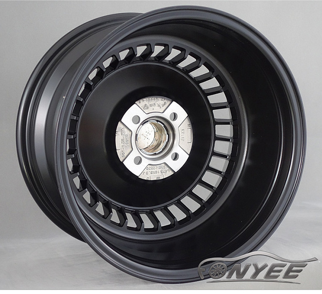 картинка Новые диски Stuttgart ST4 R16 4X100 ET17 J8,5, серебряные (черные внутри) магазин  StreetTuning 