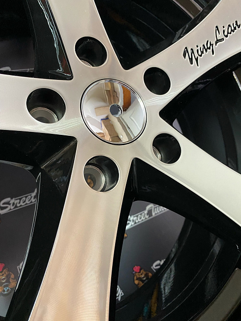 картинка Новые диски Sugarray Style R17 J7.5 ET35 5x114,3 магазин  StreetTuning 