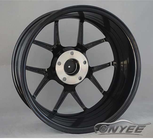 картинка Новые диски BBS F-1 R18 5X114,3 ET35 J8 светло черный глянец магазин  StreetTuning 