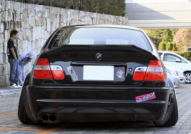 картинка Спойлер Ducktail для BMW E46 седан магазин  StreetTuning 