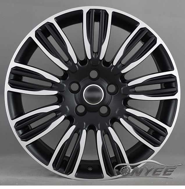 картинка Новые диски RANGE ROVER VELAR R19 5x120 ET45 J8 черный мат + серебро магазин  StreetTuning 