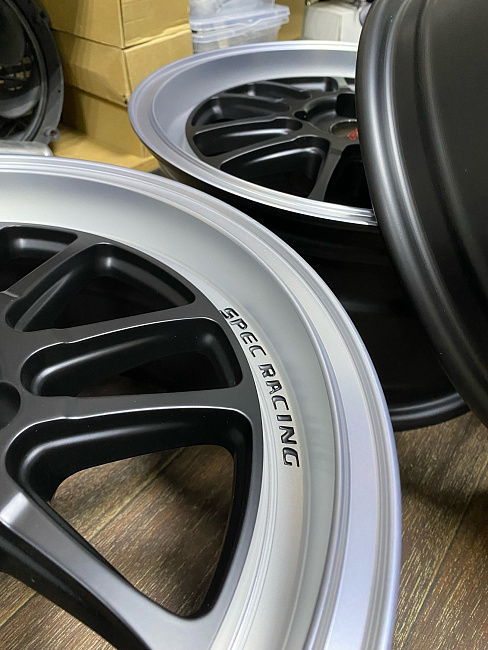 картинка Новые диски RAYS R15 J7 ET30 4x100 черные + полировка магазин  StreetTuning 