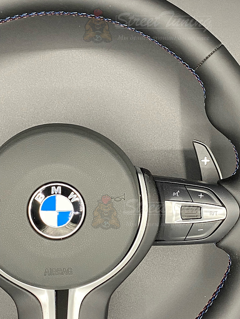 картинка Руль BMW E46/E39/E53/E46 с подушкой в стиле M3 F80, эко-кожа, без подогрева магазин  StreetTuning 