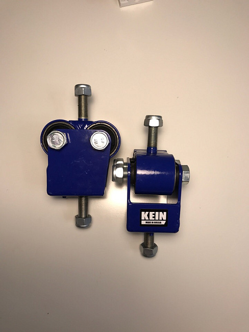 картинка Комплект опор двигателя для Toyota Mark2, Chaser, Cresta, Crown, Majesta магазин  StreetTuning 