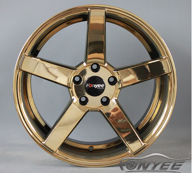 картинка Новые диски Vossen CV3 Replica R18 5X114,3 ET40 J8 золото хром магазин  StreetTuning 