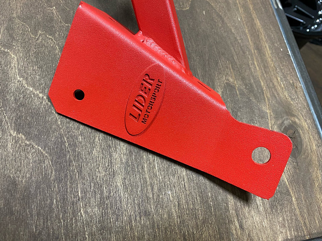 картинка Усилитель кронштейна крепления поперечной реактивной тяги Ваз 2101-07 магазин  StreetTuning 