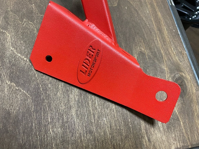 картинка Усилитель кронштейна крепления поперечной реактивной тяги Ваз 2101-07 магазин  StreetTuning 