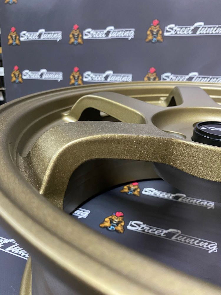 картинка Новые диски Rays TE37 R16 J7 ET35 5x100 Bronze Mat от магазина  StreetTuning
