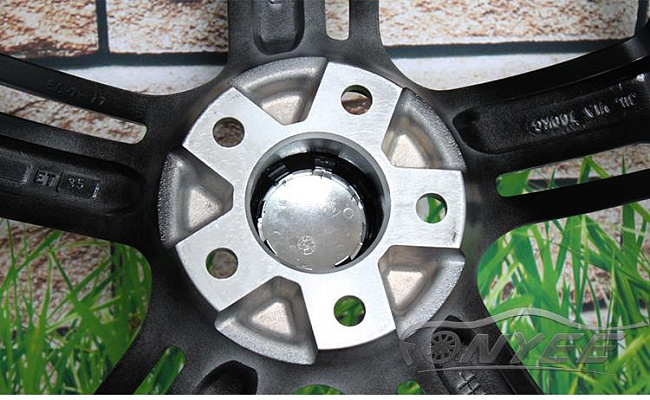 картинка Новые диски Audi RS 7 R20 5x112 ET30 J9 серебро + черный глянец магазин  StreetTuning 