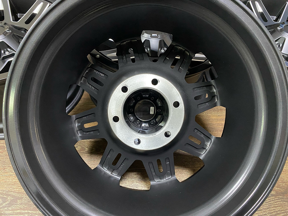 картинка Новые диски STL-HD R18 J9 ET-12 6X139,7 , черный мат от магазина  StreetTuning