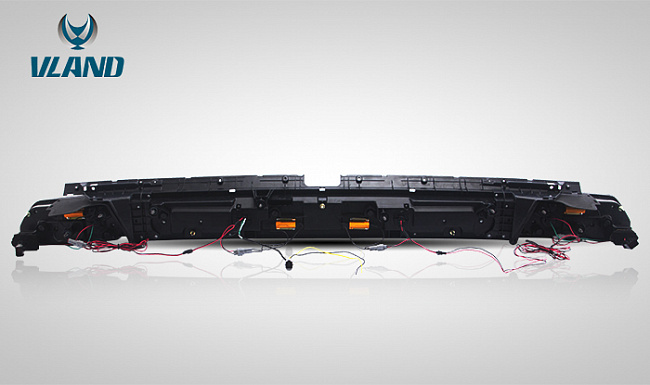 картинка Задние фары для DODGE CHALLENGER с 2008 - по 2014 г магазин  StreetTuning 