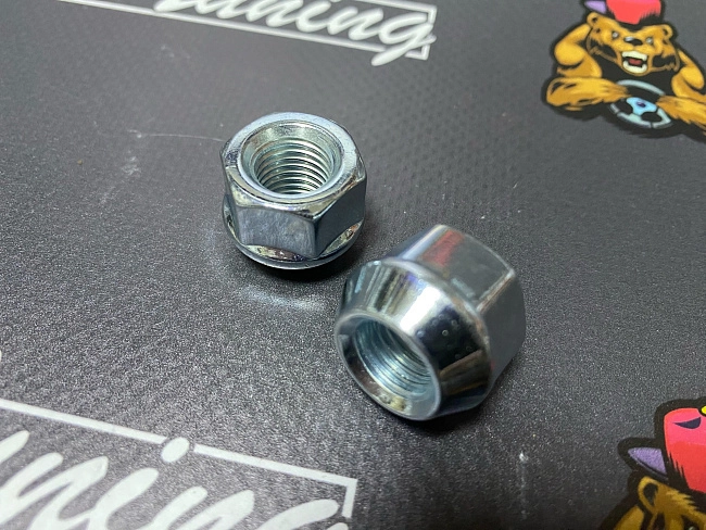 картинка Гайка Starleks M14x1.5, конус, высота 17 мм, ключ 19 мм,открытая магазин  StreetTuning 