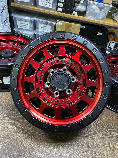 картинка Новые диски Black Rhino 1206 - R17 j8.5 ET0 6x139.7 red/black магазин  StreetTuning 