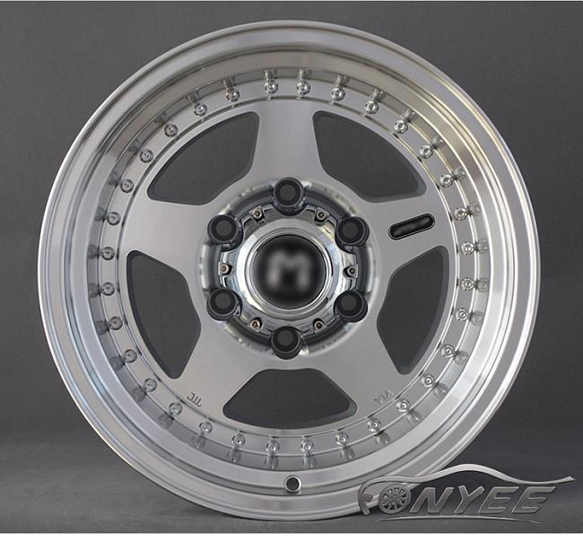 картинка Новые диски MVF-955 R16 6X139,7 ET-25 J8 серебро + серебристые болтики магазин  StreetTuning 