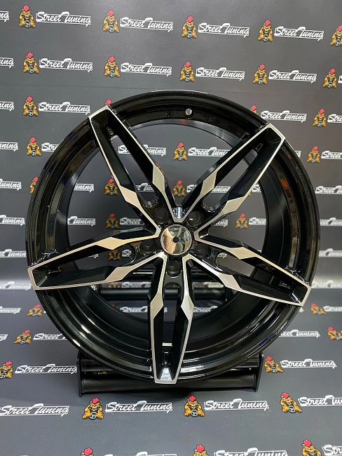 картинка Новые диски Inforged R19 J8.5 ET38 5x108 Black + Silver магазин  StreetTuning 
