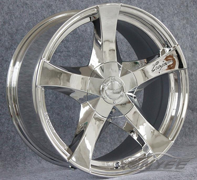 картинка Новые диски Sugarray Vogue 2 R17 4x114,3/5x114,3 ET38 J8 хром магазин  StreetTuning 