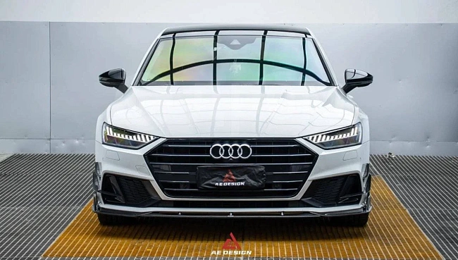 картинка Сплиттер (губа) на передний бампер для Audi S7 и A7 S Line и A7 магазин  StreetTuning 