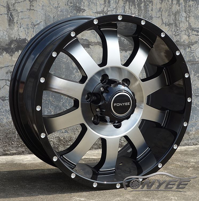 картинка Новые диски Fonyee 4x4 R18 J8,5 ET30 6x139,7 черный глянец + серебро магазин  StreetTuning 