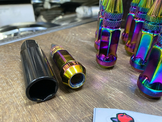 картинка Комплект гаек пики (пули) Starleks, 1/2, цвет неохром, 20 шт. магазин  StreetTuning 