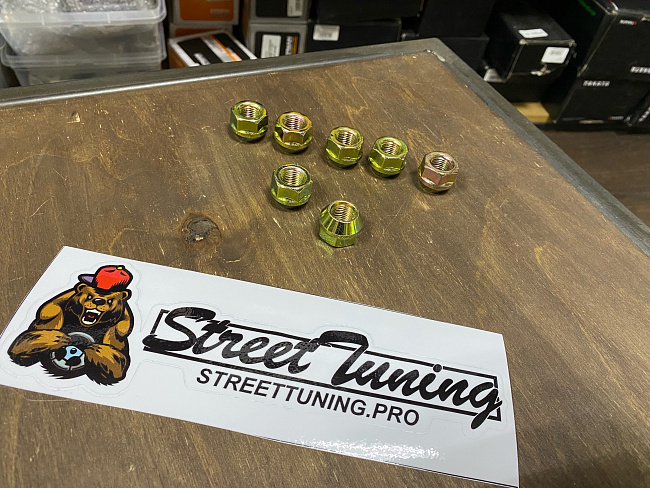 картинка Гайка 12х1.25,конус, высота 15.9 мм, 19й кл, открытая, цинк магазин  StreetTuning 