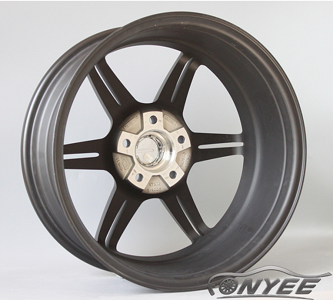 картинка Новые диски Styluz R17 5х114,3 ET40 J7 черный мат + серебро магазин  StreetTuning 